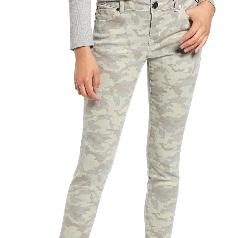 1822 Demin Camo Pants Size 26